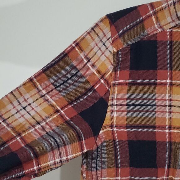 𝅺american Eagle plaid ahh-mazingly soft boyfriend fit XS button down shirt - Picture 5 of 7